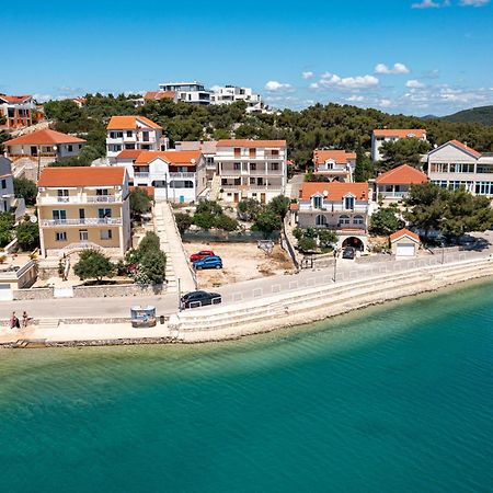 Apartments With A Parking Space Jezera, Murter - 5093 Экстерьер фото