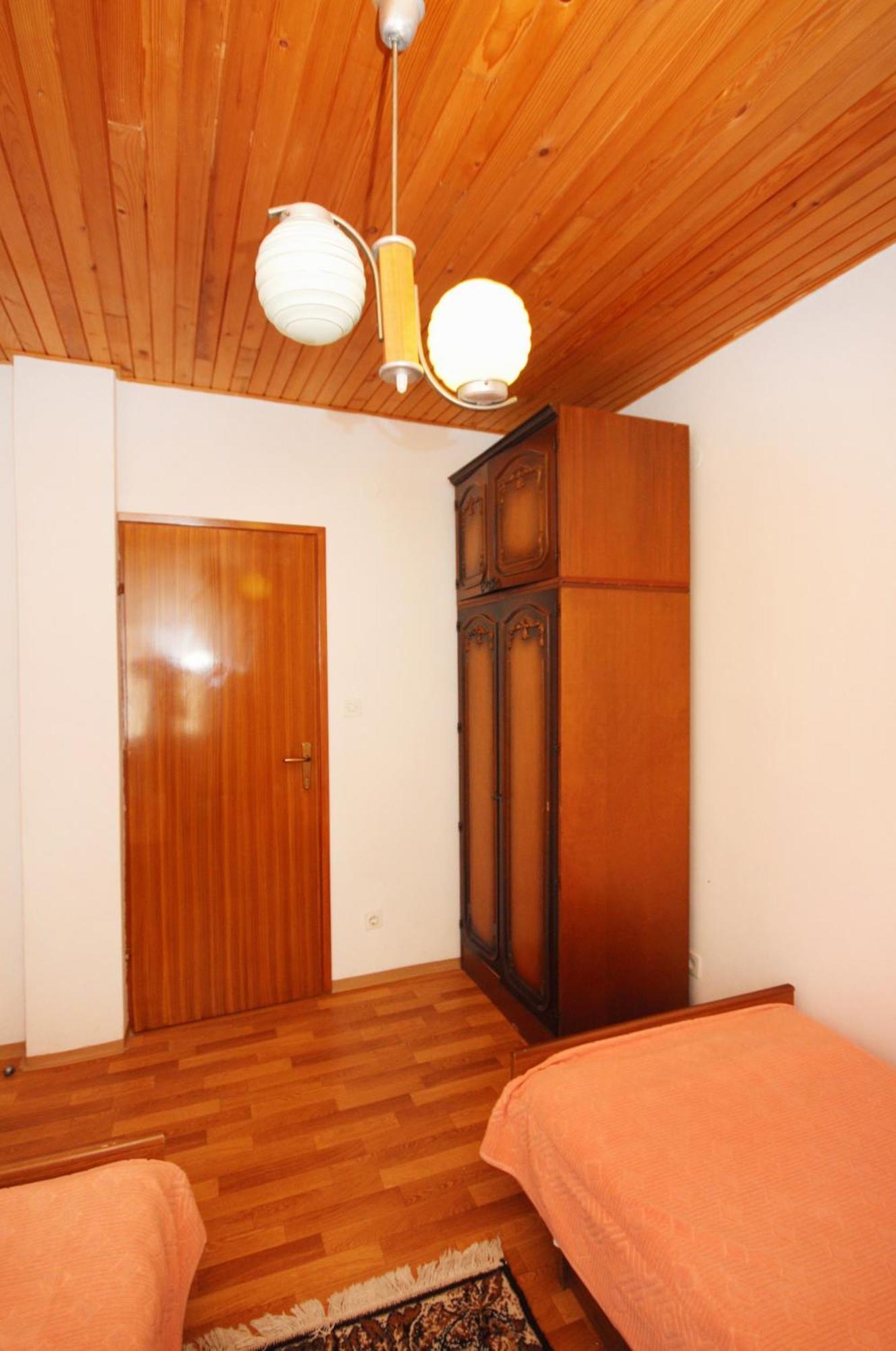 Apartments With A Parking Space Jezera, Murter - 5093 Номер фото